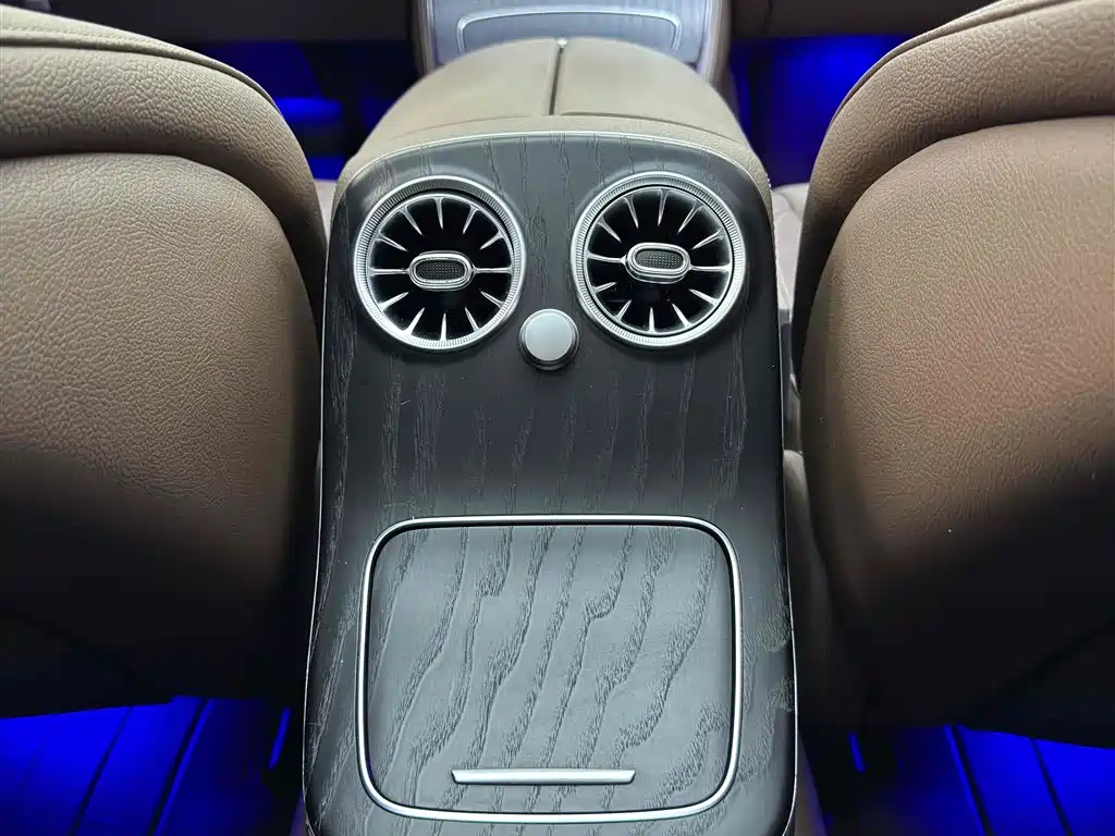Mercedes-Benz E-Class 2021 — фото 10