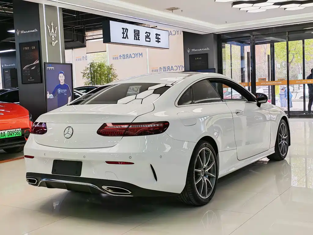 Mercedes-Benz E-Class 2023
