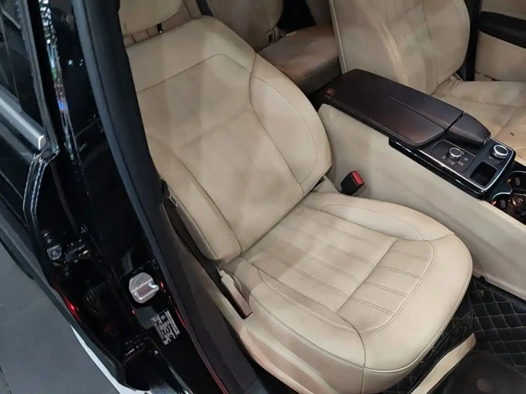 Mercedes-Benz GLE 2017 — фото 25