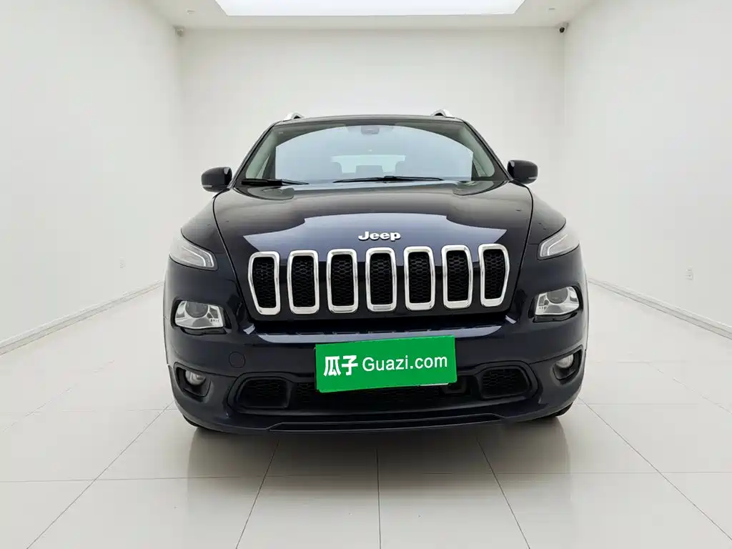Jeep Cherokee 2015 — фото 24