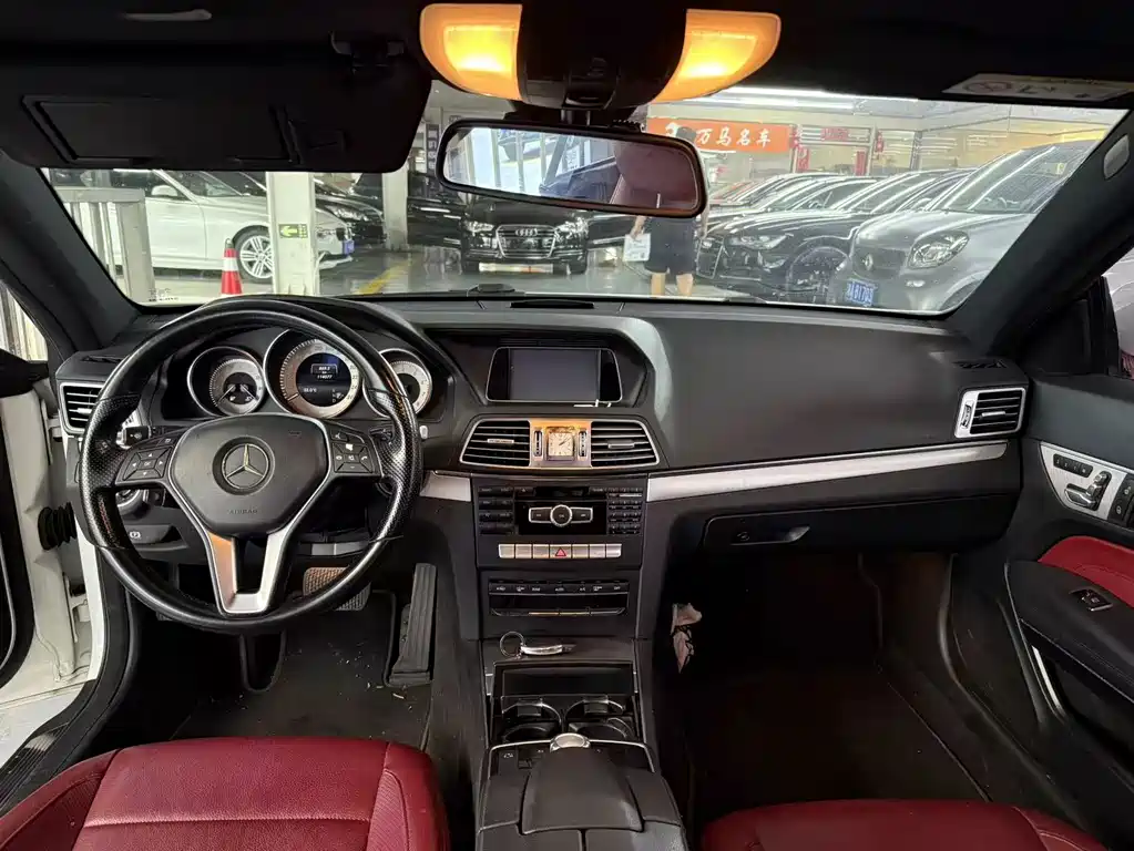 Mercedes-Benz E-Class 2015