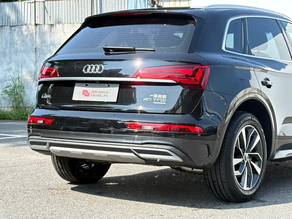 Audi Q5L 2021 — фото 22
