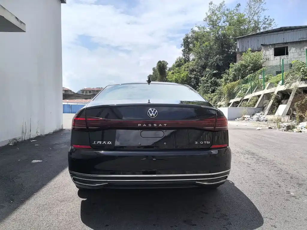 Volkswagen Passat 2023 — фото 10