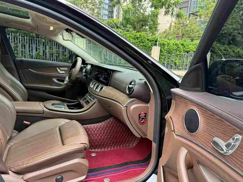 Mercedes-Benz E-Class 2020 — фото 8