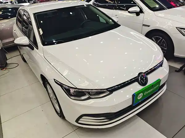 Volkswagen Golf 2023
