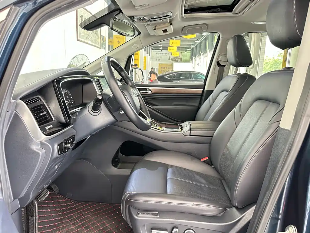 GAC Motor Trumpchi M8 2021 — фото 4