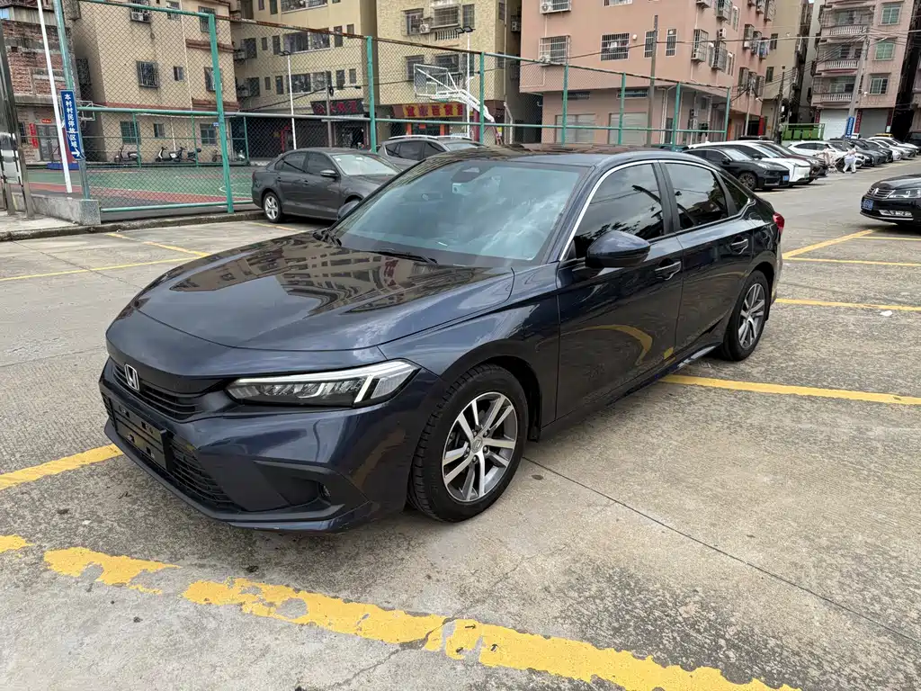 Honda Civic 2021 — фото 1