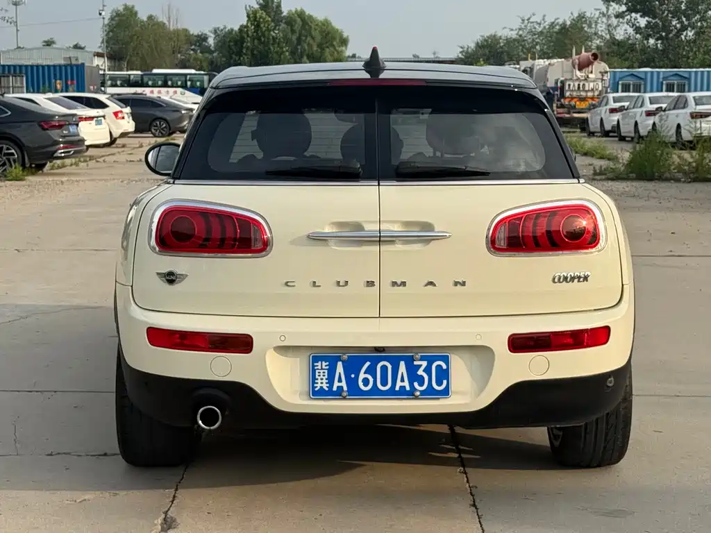 MINI Clubman 2017 — фото 8