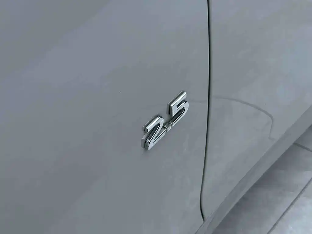 Infiniti Q70 2015