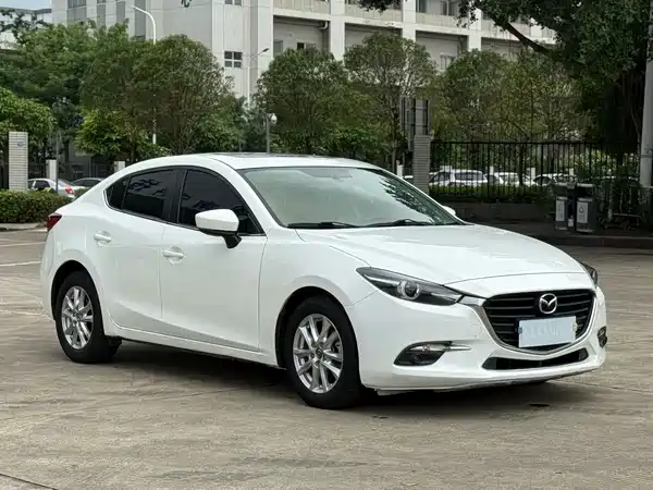Mazda 3 Axela 2019