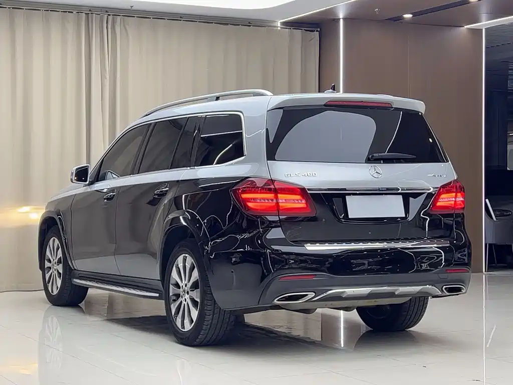 Mercedes-Benz GLS 2018 — фото 16