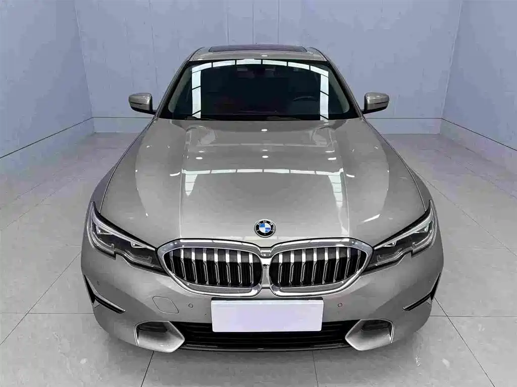 BMW 3 Series 2019 — фото 2