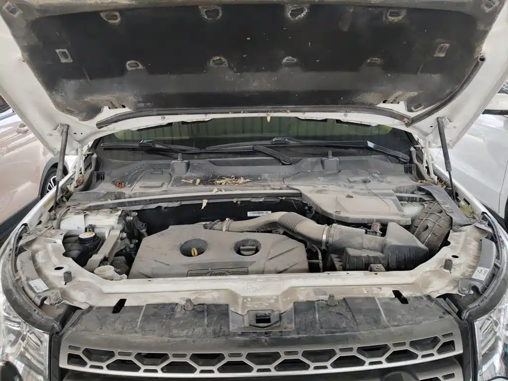 Land Rover Discovery Sport 2017 — фото 16
