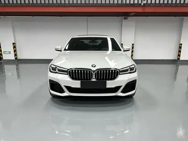 BMW 5 Series 2023