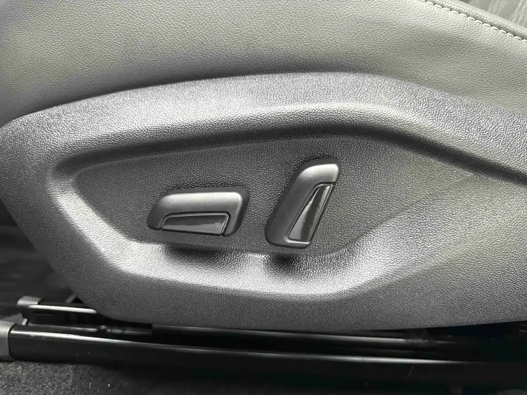 Volkswagen T-Cross 2021 — фото 11