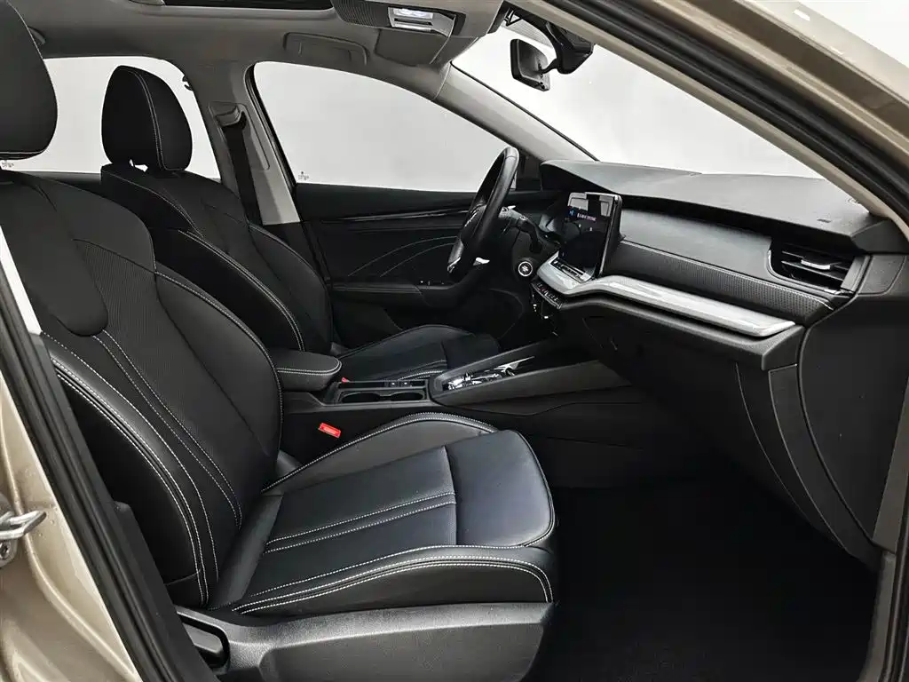Skoda Octavia 2021 — фото 21