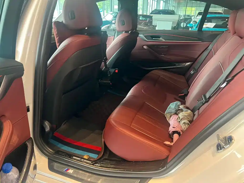 BMW 5 Series 2021