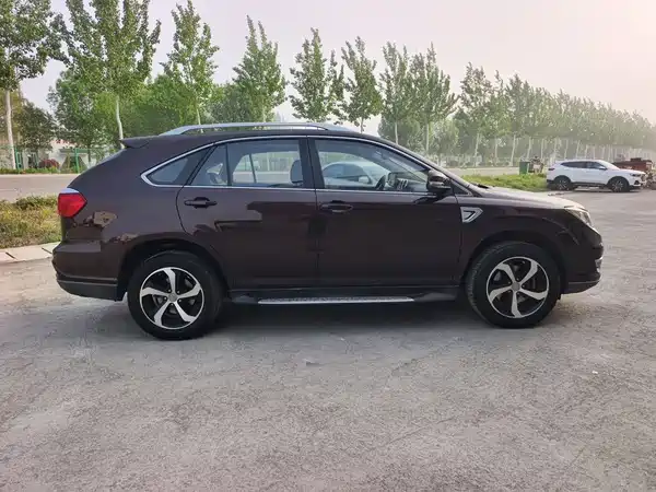 BYD S7 2015