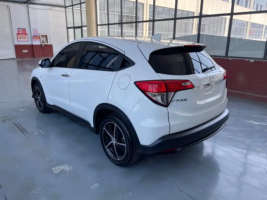 Honda Vezel 2020 — фото 16