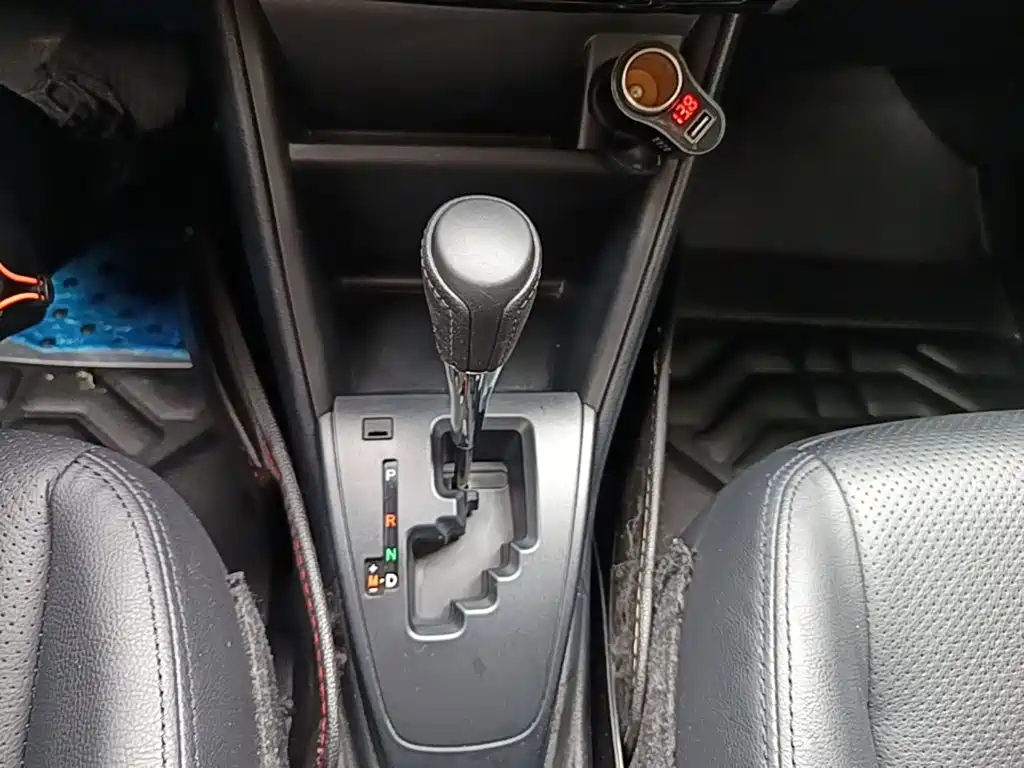Toyota Yaris L 2018 — фото 14