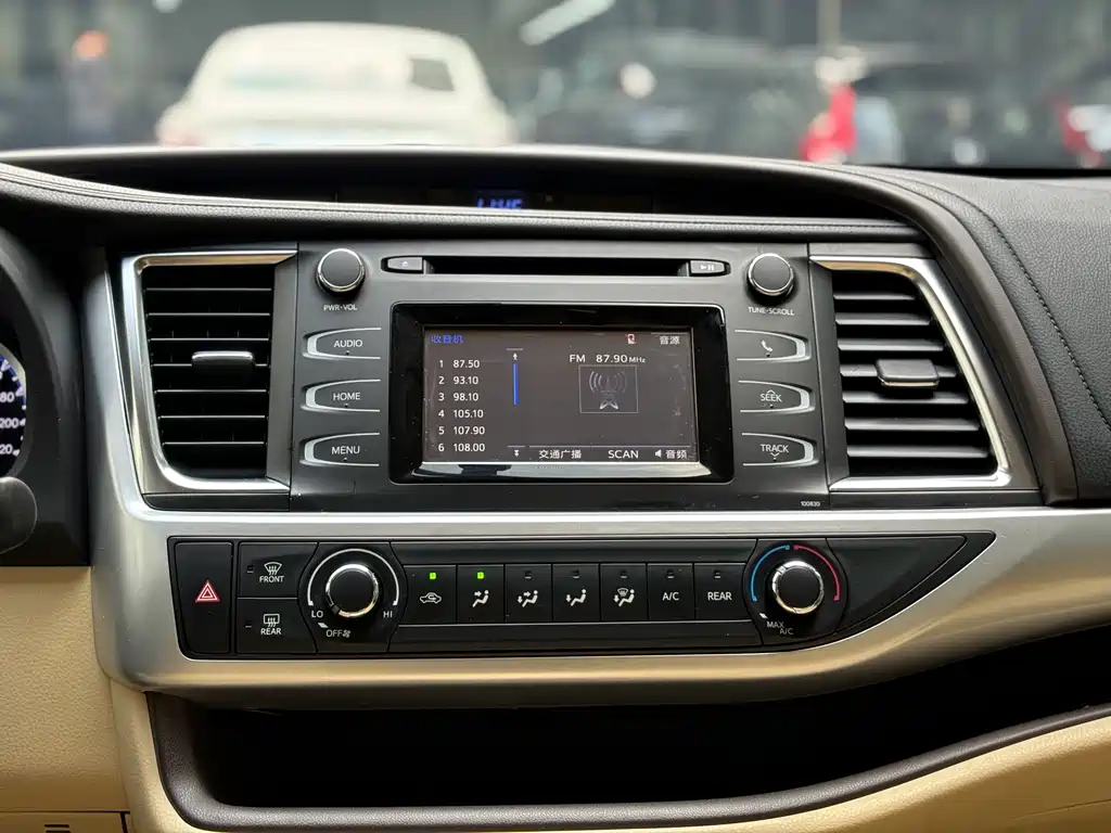 Toyota Highlander 2019 — фото 6