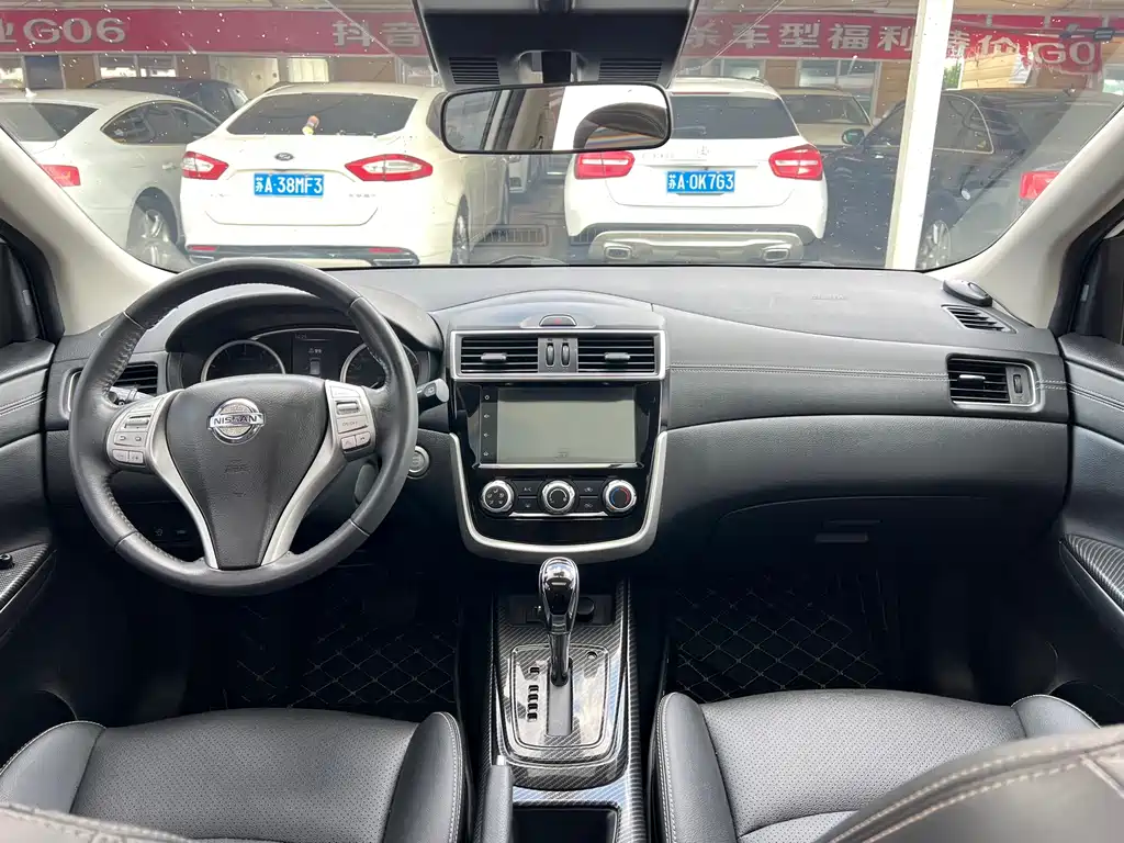 Nissan Tiida 2021 — фото 15