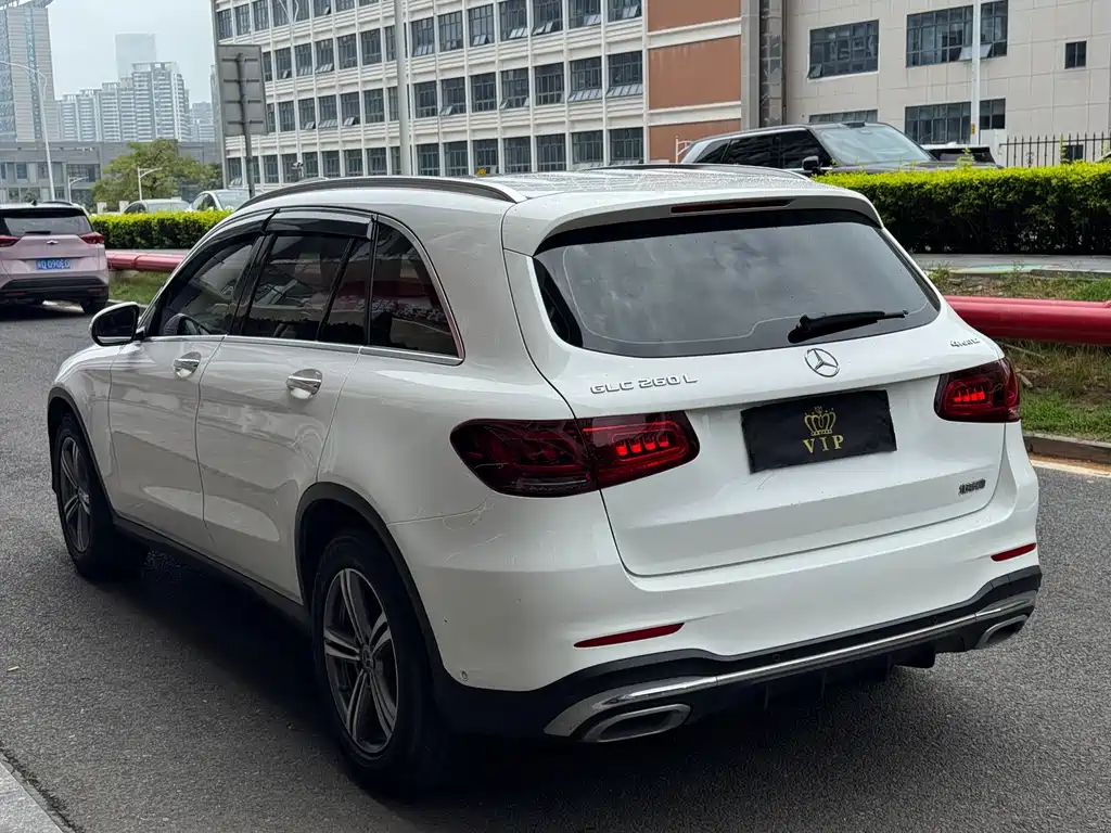 Mercedes-Benz GLC 2020 — фото 11