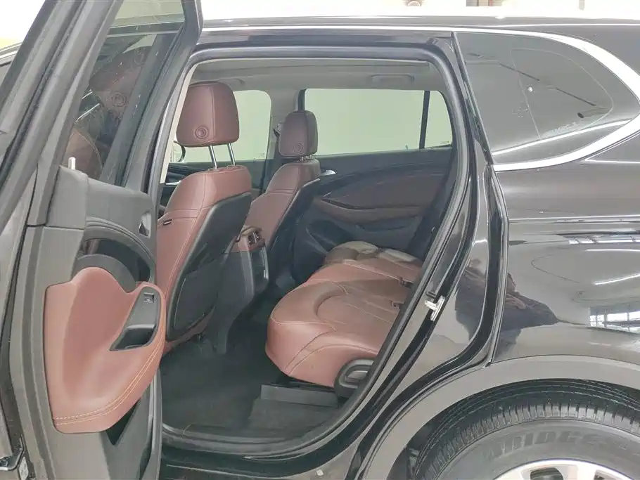 Buick Envision Plus 2020 — фото 11
