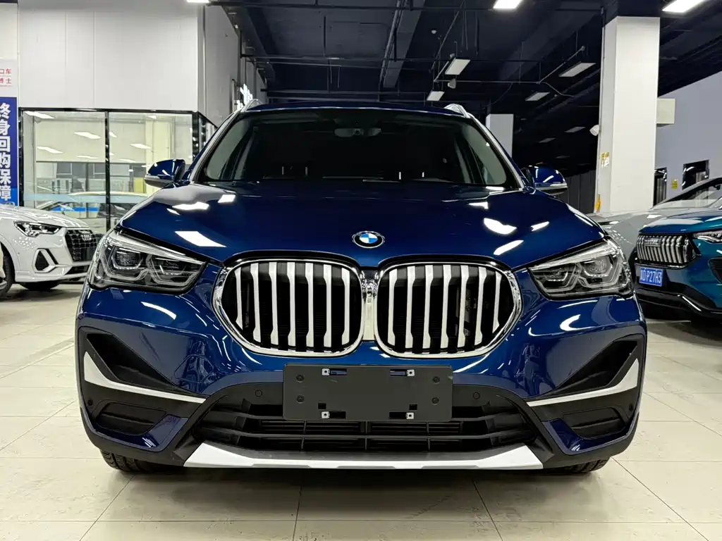 BMW X1 2022 — фото 2