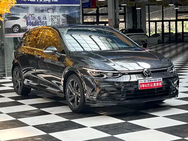 Volkswagen Golf 2022