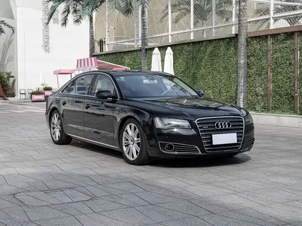 Audi A8 2013