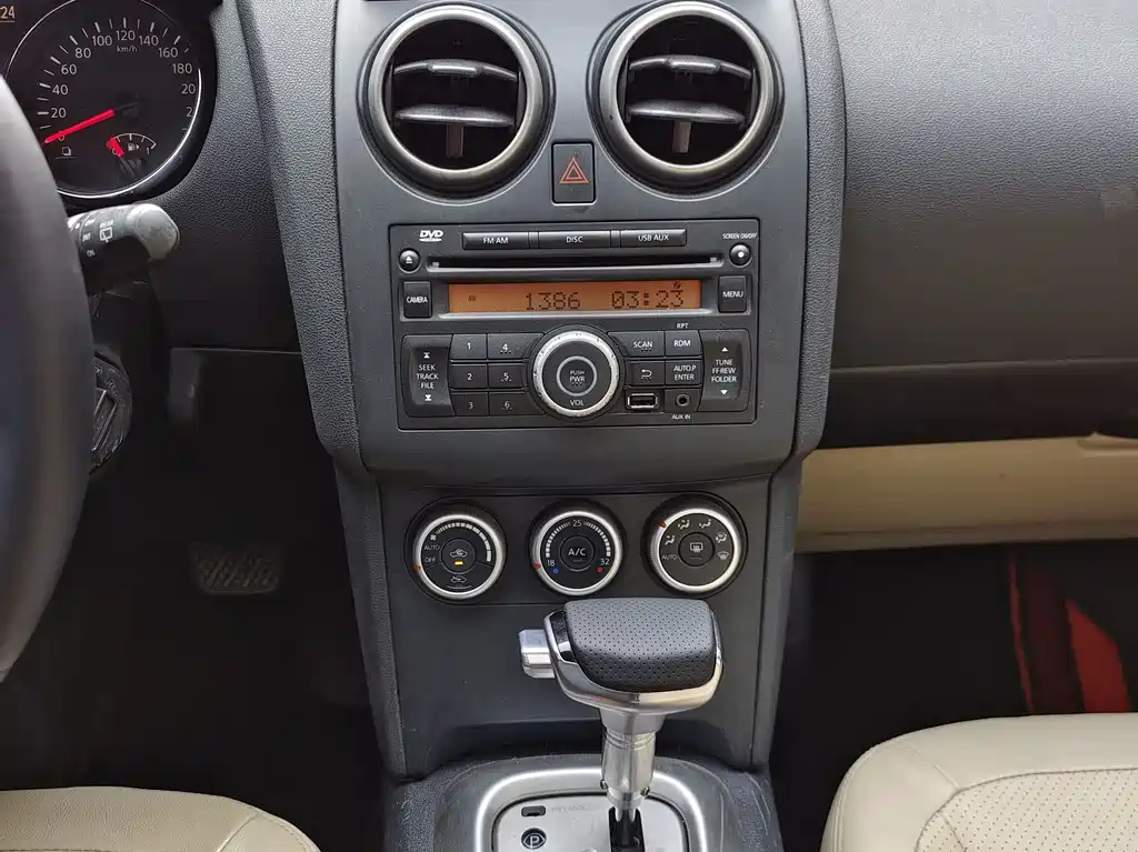 Nissan Qashqai 2013 — фото 13
