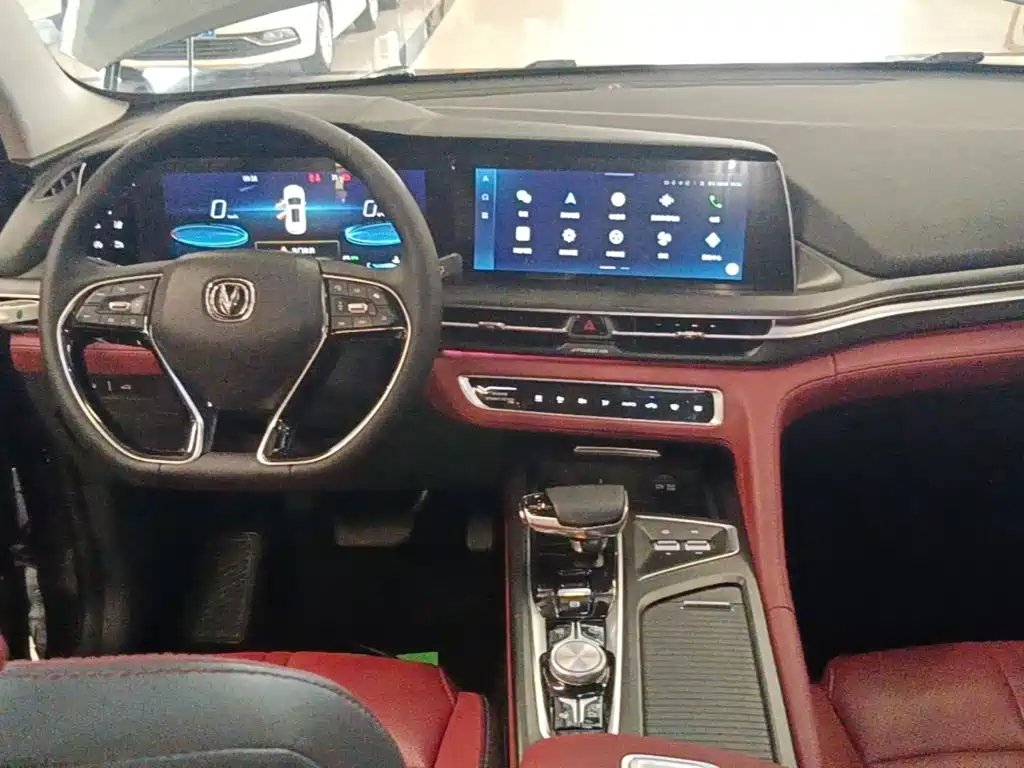 Changan CS75PLUS 2021 — фото 10
