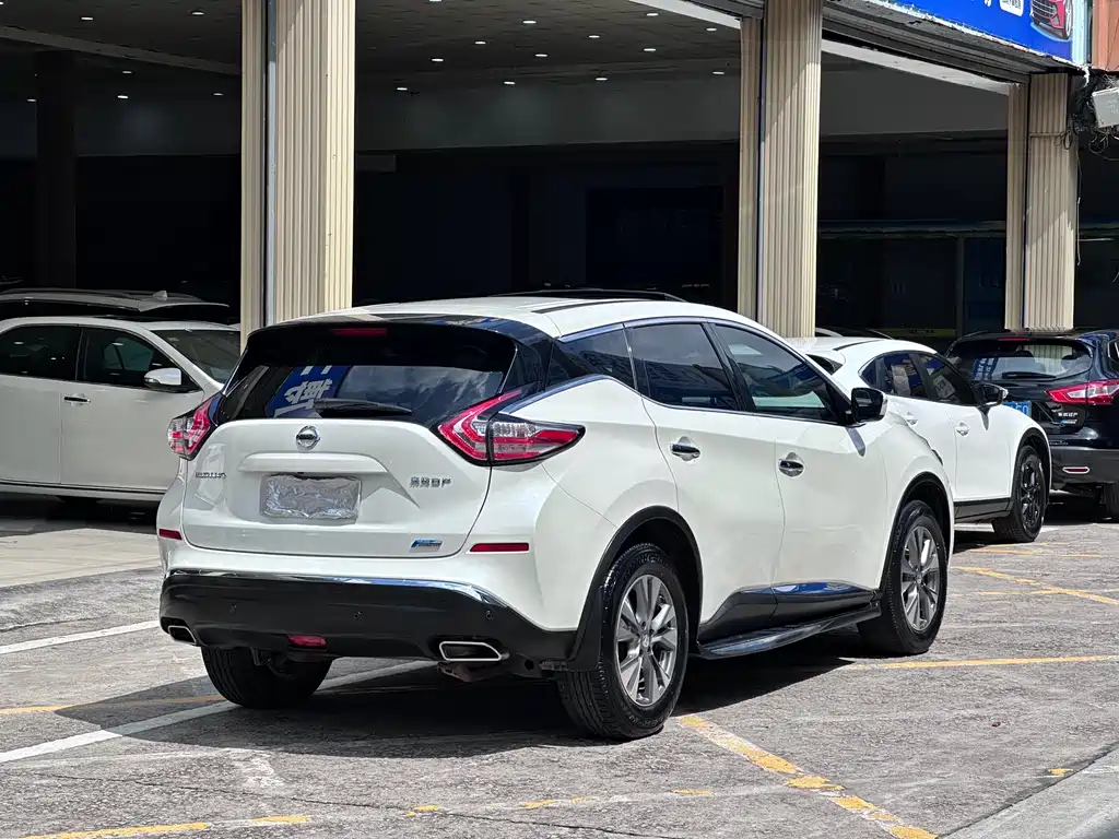 Nissan Murano 2015 — фото 21