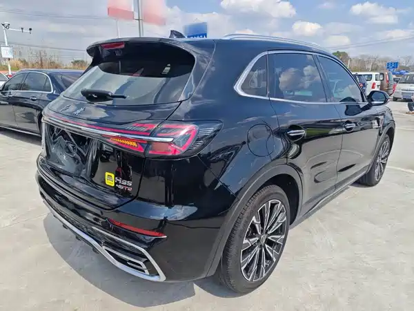 Hongqi HS5 2025