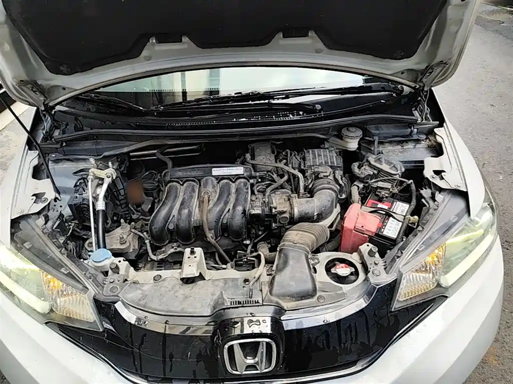Honda Fit 2015 — фото 20