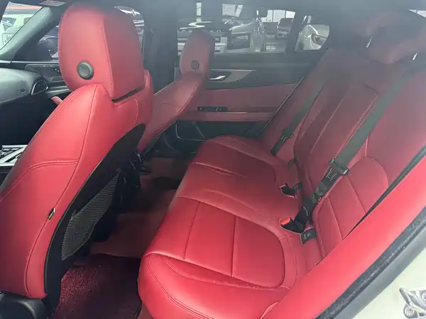 Jaguar XEL 2021