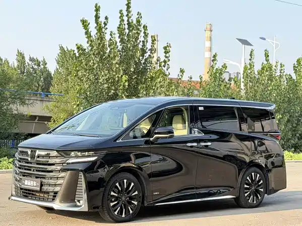 Toyota Vellfire 2023