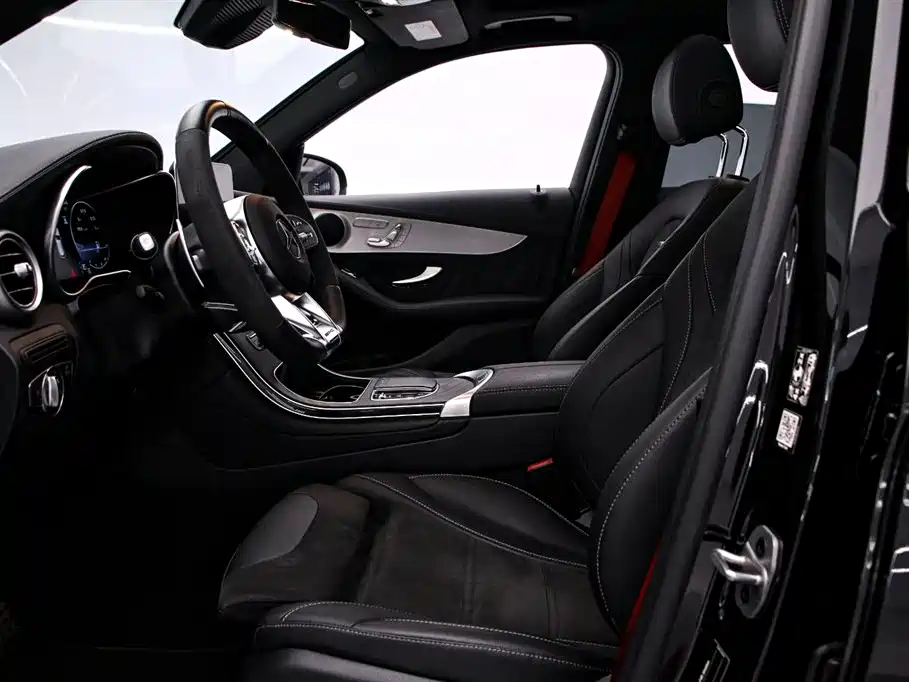 Mercedes-Benz GLC AMG 2022 — фото 12