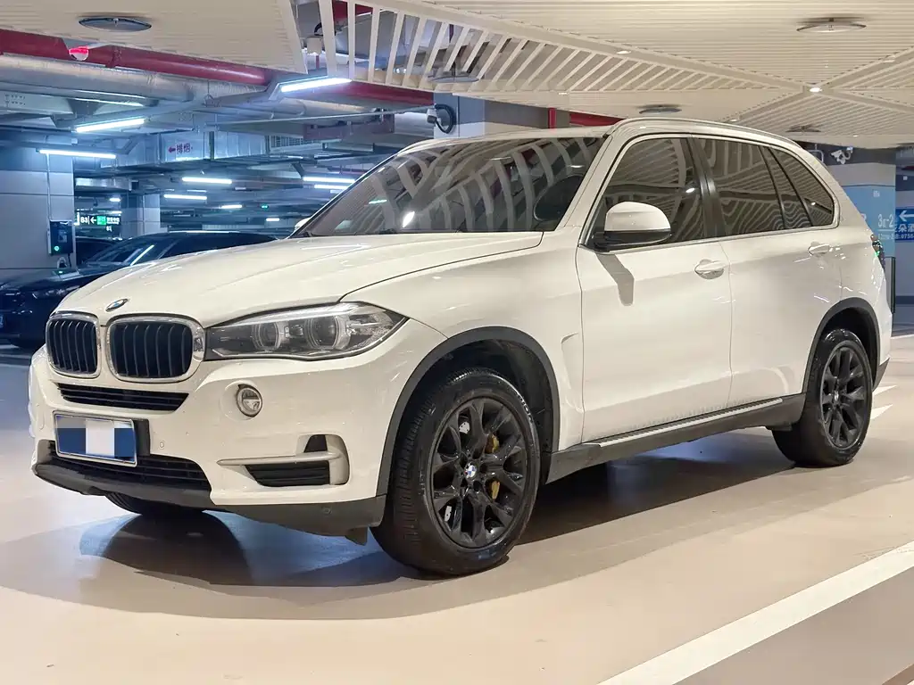 BMW X5 2015 — фото 1