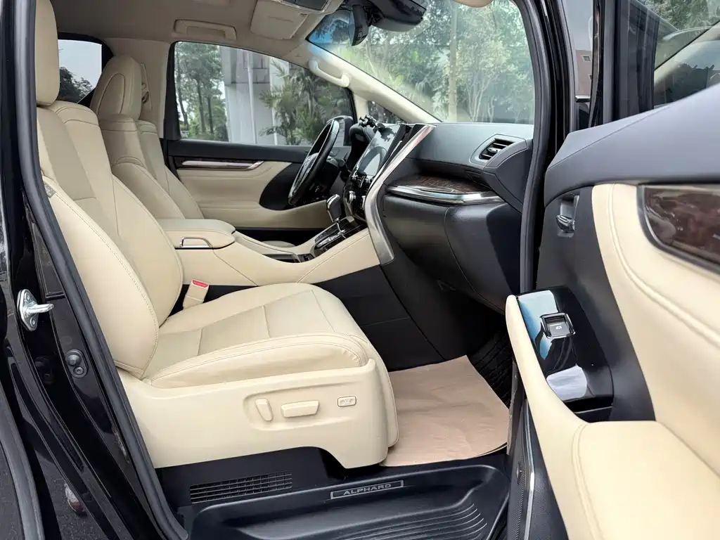 Toyota Alphard 2021 — фото 9