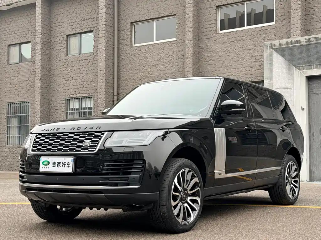 Land Rover Range Rover 2020 — фото 1