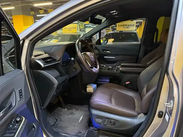 Toyota Sienna 2022