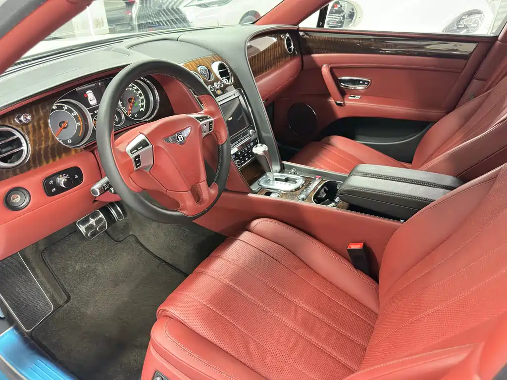 Bentley Flying Spur 2014 — фото 12