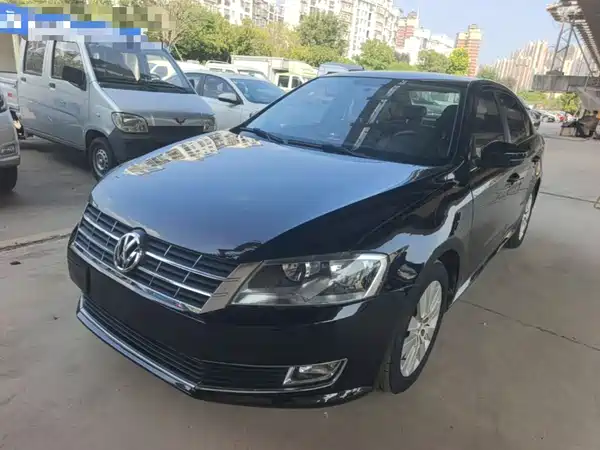 Volkswagen Lavida 2014