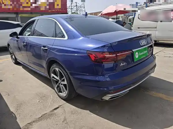 Audi A4L 2020