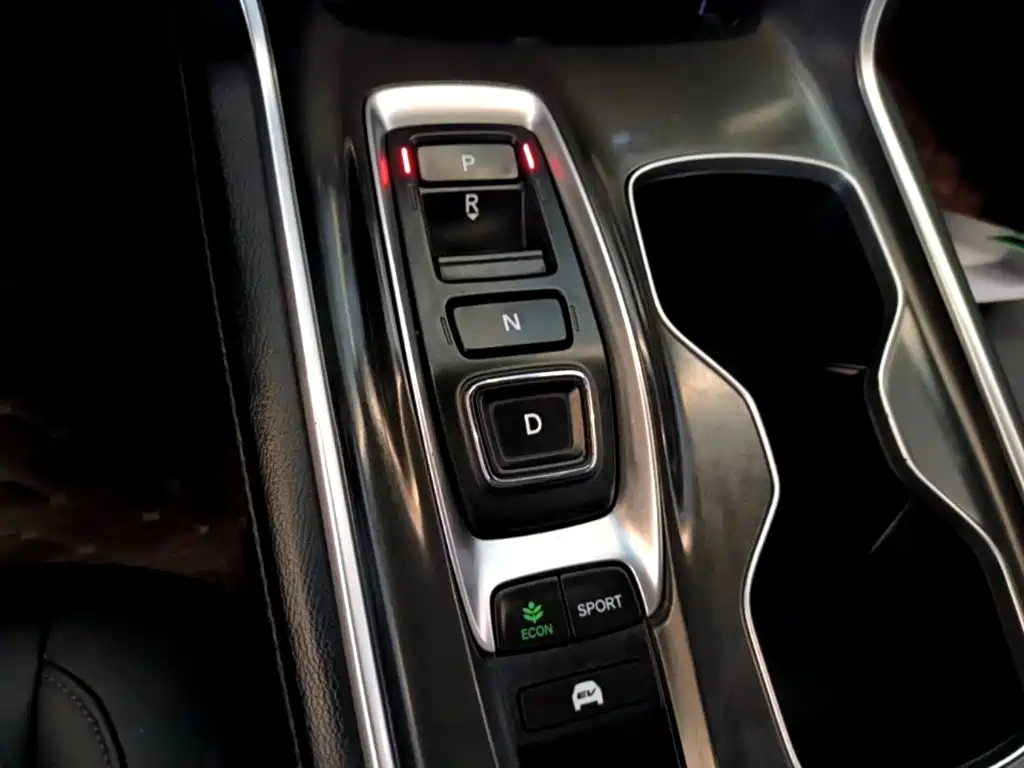 Honda Accord 2020 — фото 10