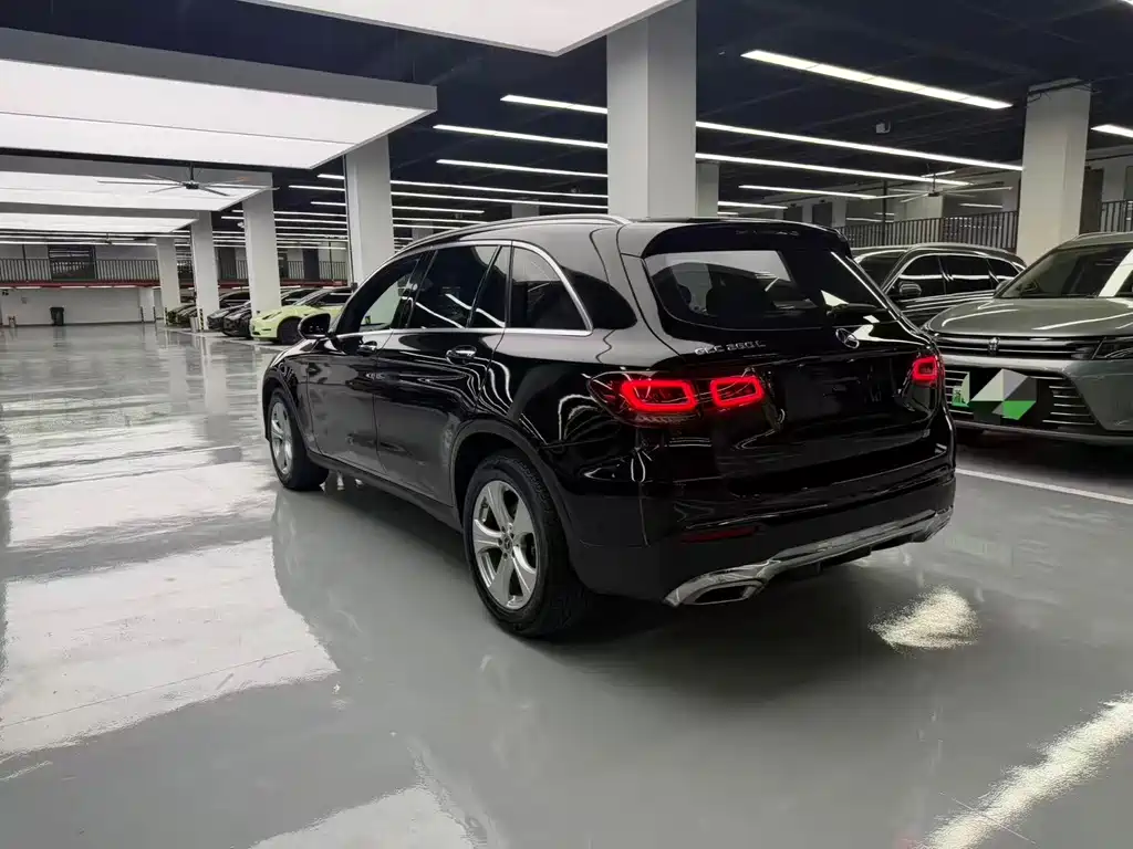 Mercedes-Benz GLC 2020 — фото 16