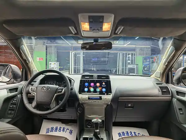 Toyota Prado 2018