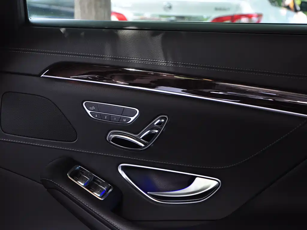 Mercedes-Benz S-Class 2018 — фото 13